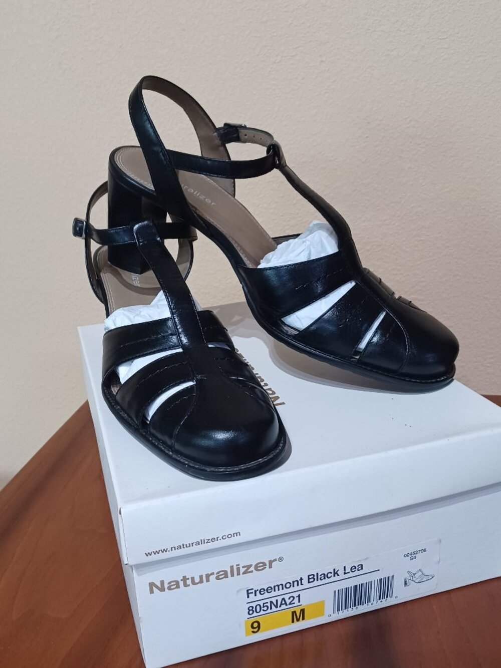 NEW Naturalizer Mary Jane Block Heel Sandals Freemont Lea Black Leather NWT 9M